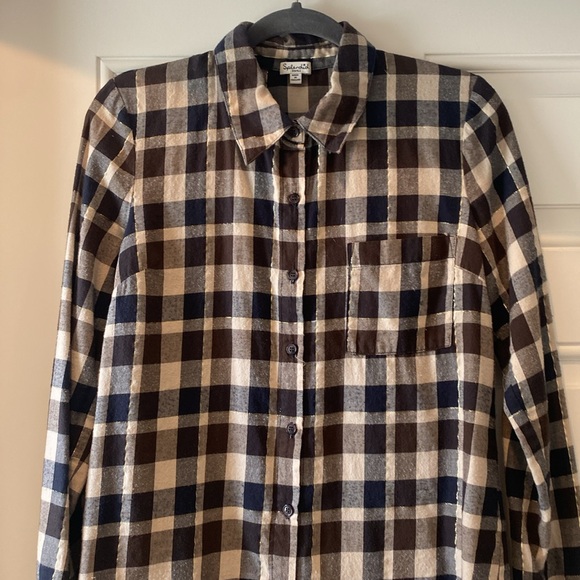 Flannel button down - Picture 2 of 4
